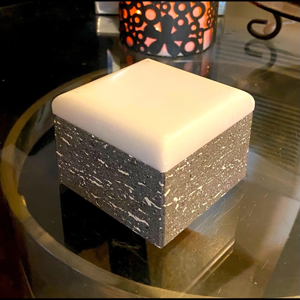 Mageia Italian Marble Trinket Box Gray White Stone Jewelry Keepsake Box - Picture 2 of 6
